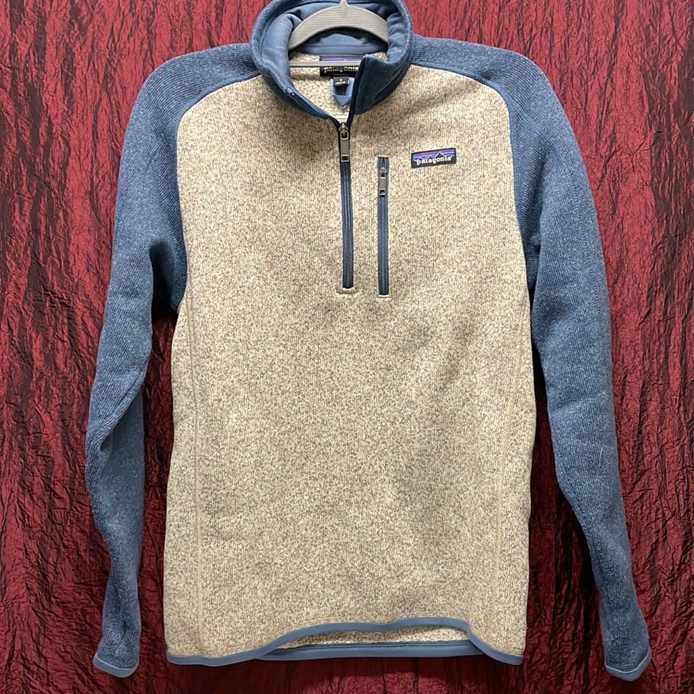 Men’s Patagonia sweater